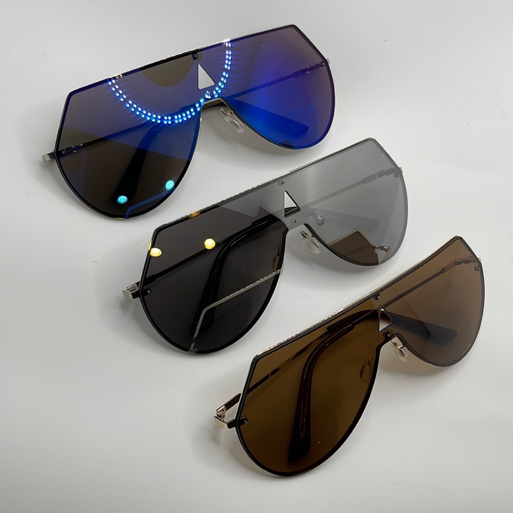 Fashionable Shield Sunglasses